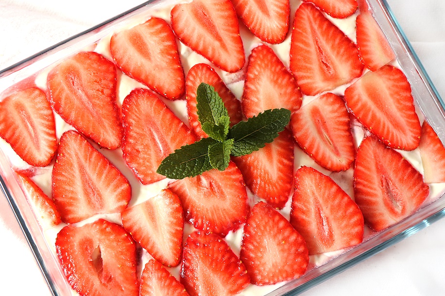 Erdbeertiramisu - herrlich sommerliches Erdbeer Tiramisu vegan