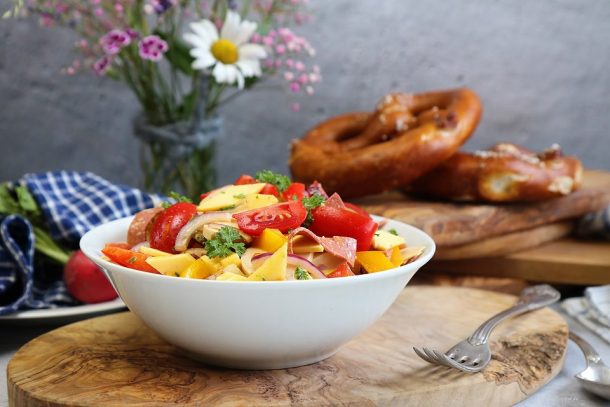 Veganer bunter Wurstsalat - Brotzeit - vegan to go - Picknick