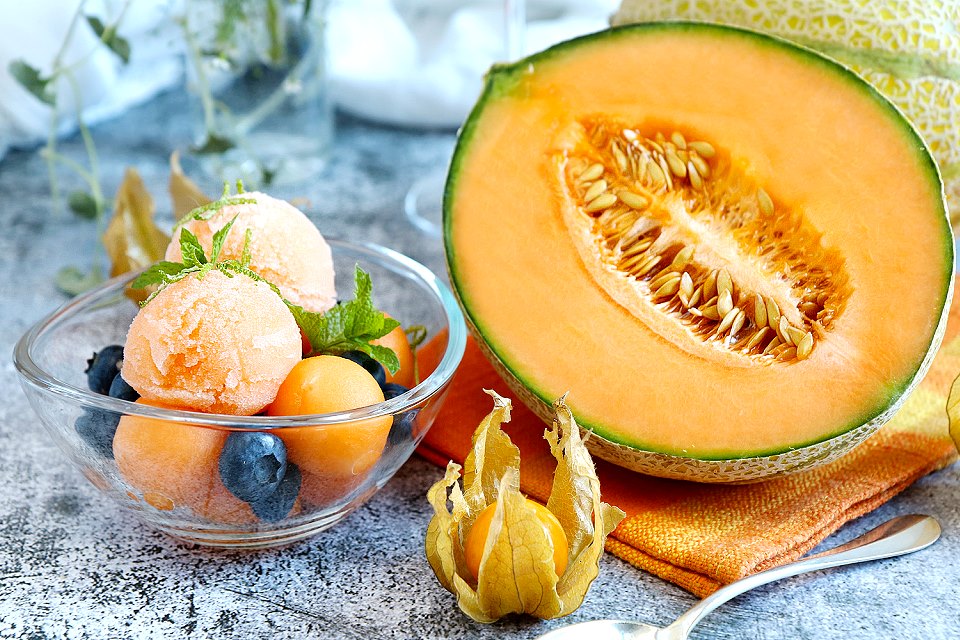 Melonensorbet - Sorbet aus Cantaloupe-Melone - veganes Eisrezept