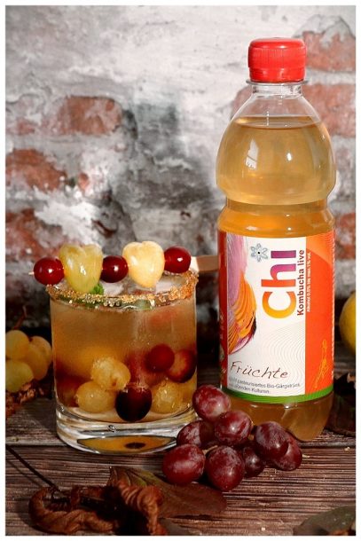 Chi - Kombucha - Soyana - Alkoholfreie Cocktails, Mocktails, Herbstbowle, Herbst-Cocktails, Cocktail mit Feigen, Cocktail mit Trauben