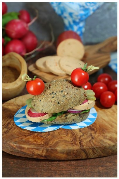 angekeimten Biokömmlich-Brötchen für Oktoberfestfingerfood glutenfrei