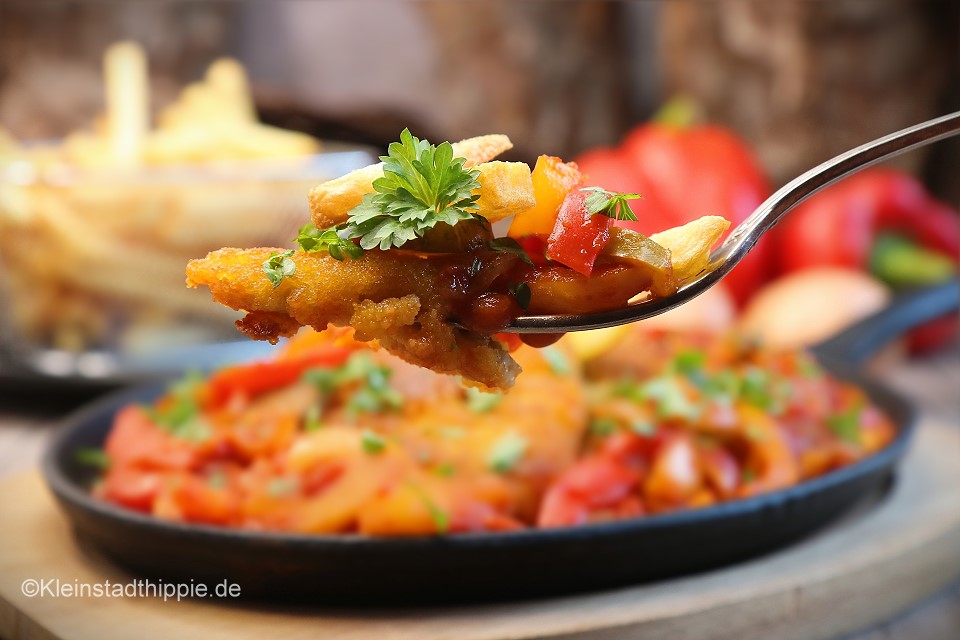 Paprikaschnitzel, Balkanschnitzel, Paprikaschnitzel „ungarische Art“ mit Pommes aus dem Airfryer - veganes Rezept - einfach, lecker, Meal Prep